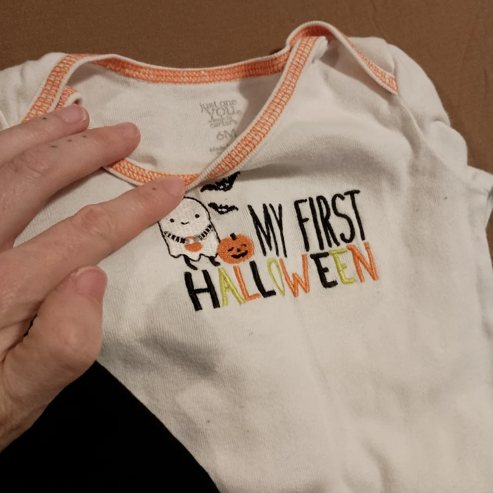 4pc Halloween Onesie Bundle‎